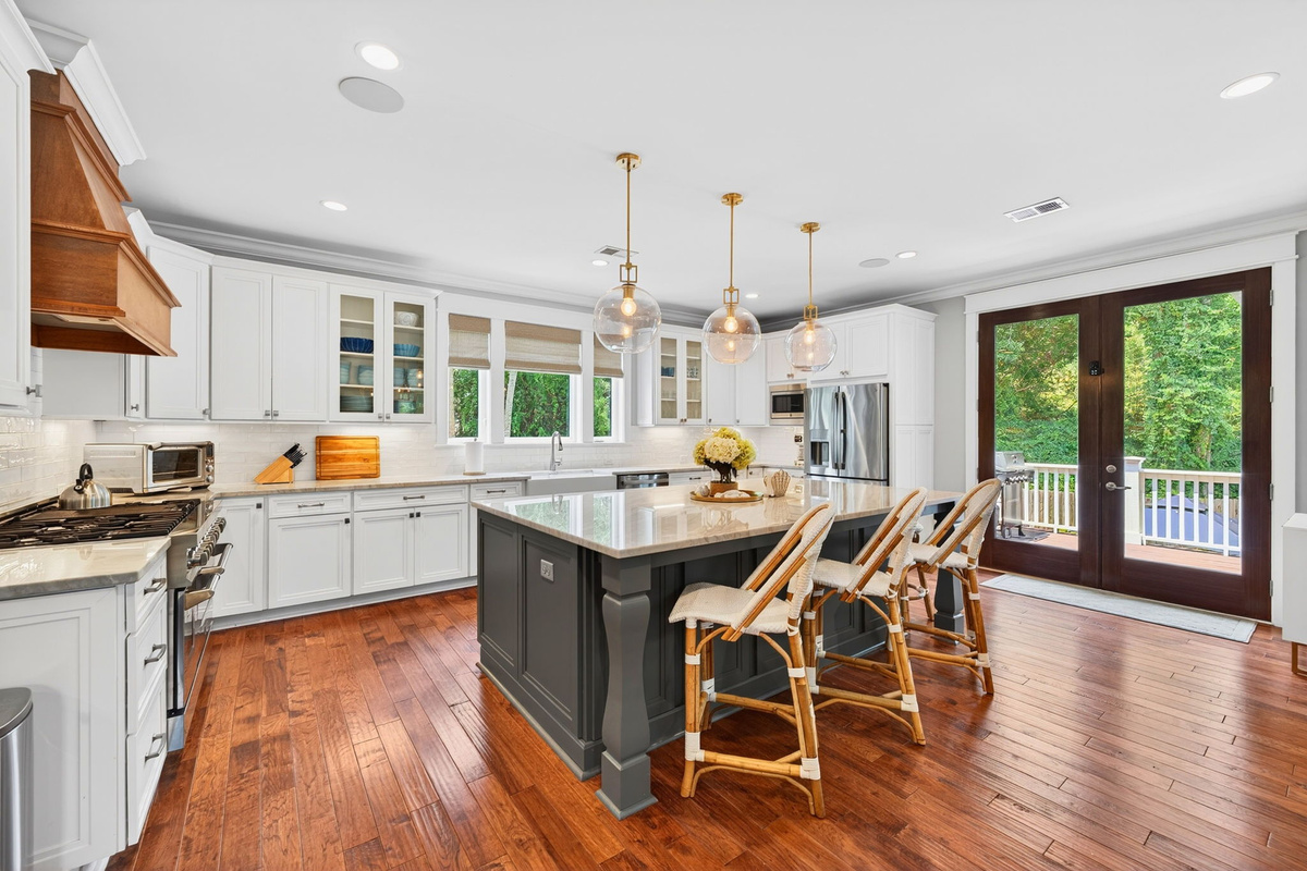 Kitchen | Driftwood Dreams | 105 Forest Trail | Isle of Palms, SC | IOP Escapes