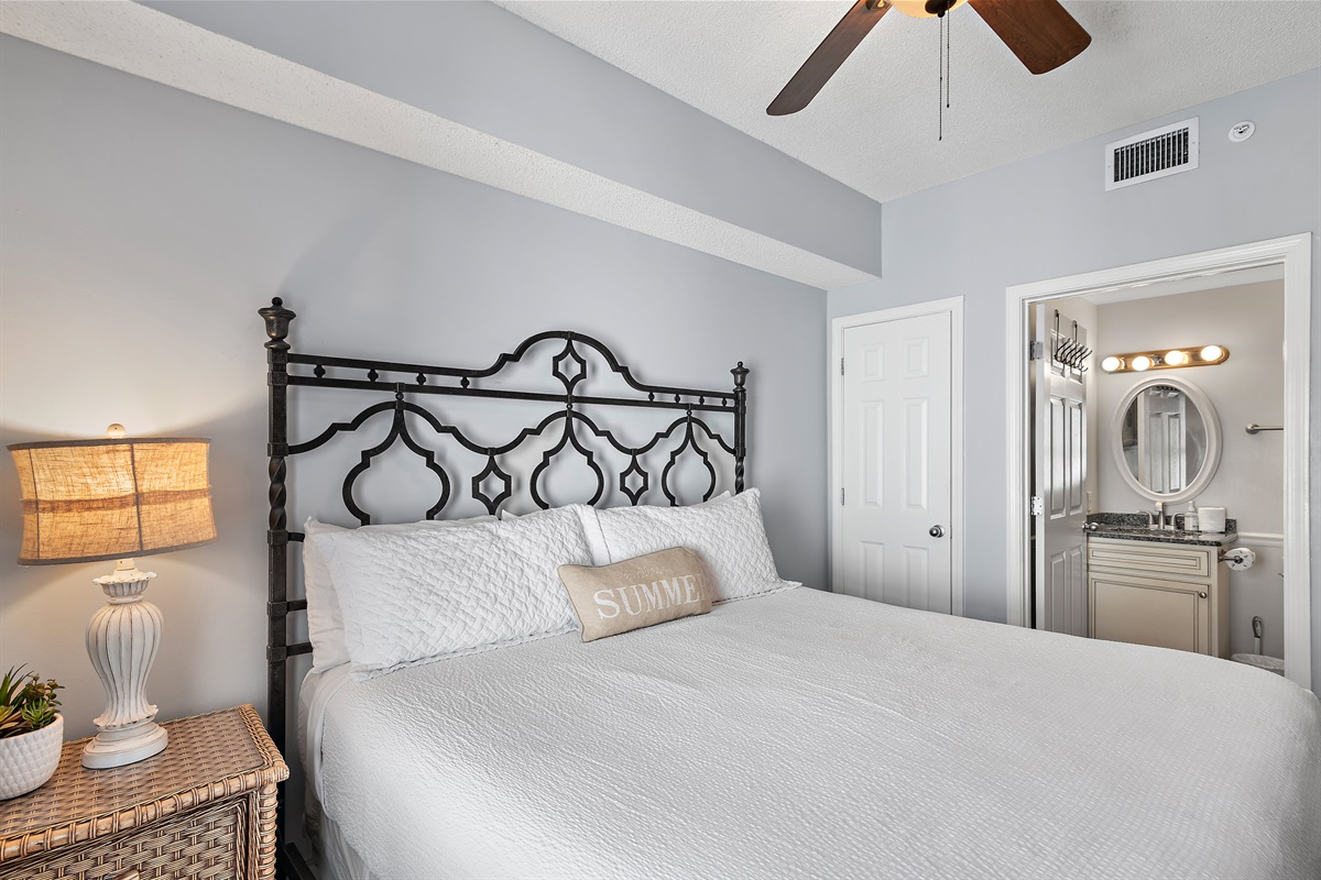 Guest Bedroom 1: KING BED, Smart TV, Private Bathroom with Shower/Tub Combo (sleeps 2)