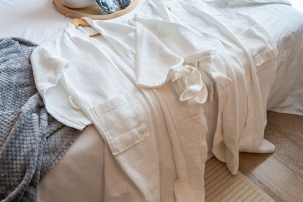 Your stay includes bathrobes, slippers, body towels, pool towels, face and hand towels, and essentials.