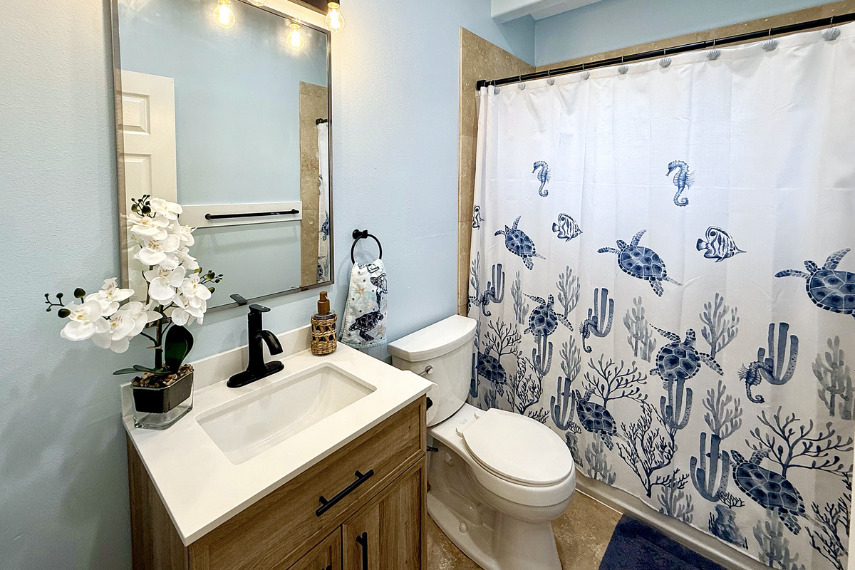 Full Bathroom 1 of 2 | Representative Interior. Finishes, decor, and furniture, vary by unit.