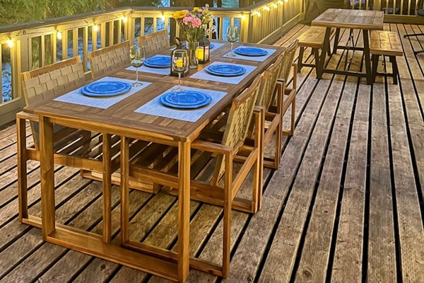 Back Deck Dining area on main floor level, overlooking the Sandy River. Access from Main Level Living Room, Master Bedroom, and King Size Guest Bedroom.