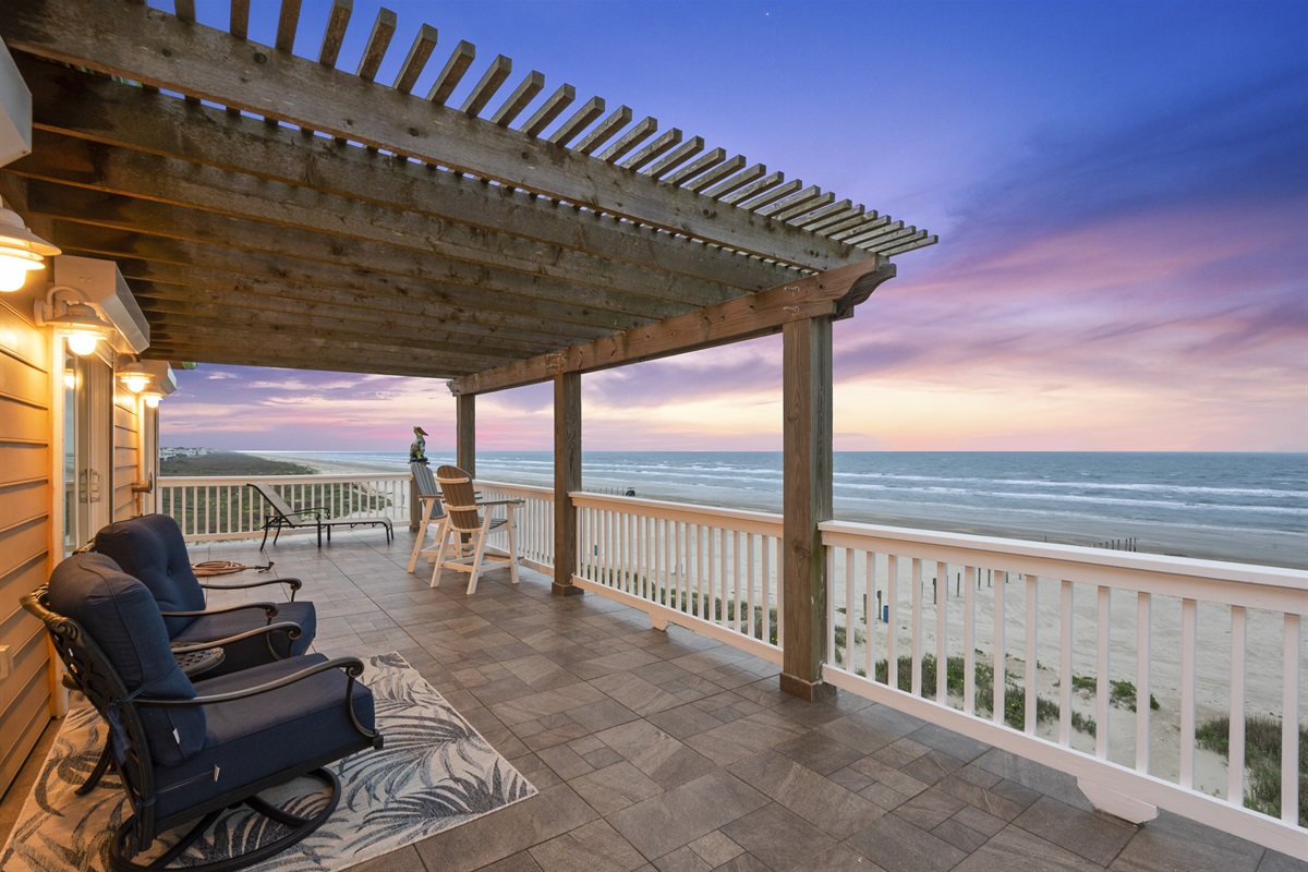 e48ea0427c294f8b86379ace7abbc1ca Large | Beachhouse | Texas | TX | Vacation Homes | Galveston | Crystal Beach | Kokomo | Breezy Days | Beachfront Elegance | Sunrise Serenity | Southern Sands Property Management, LLC