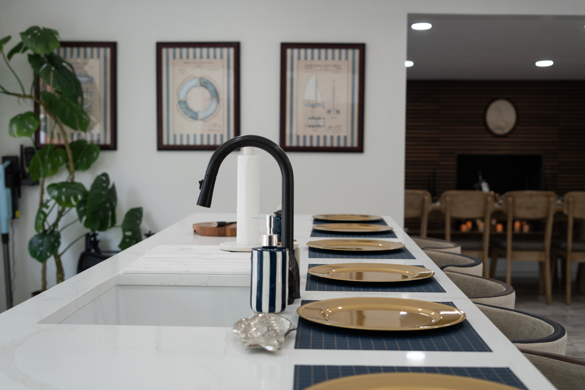 Fully stocked kitchen with all appliances needed to create a great meal.