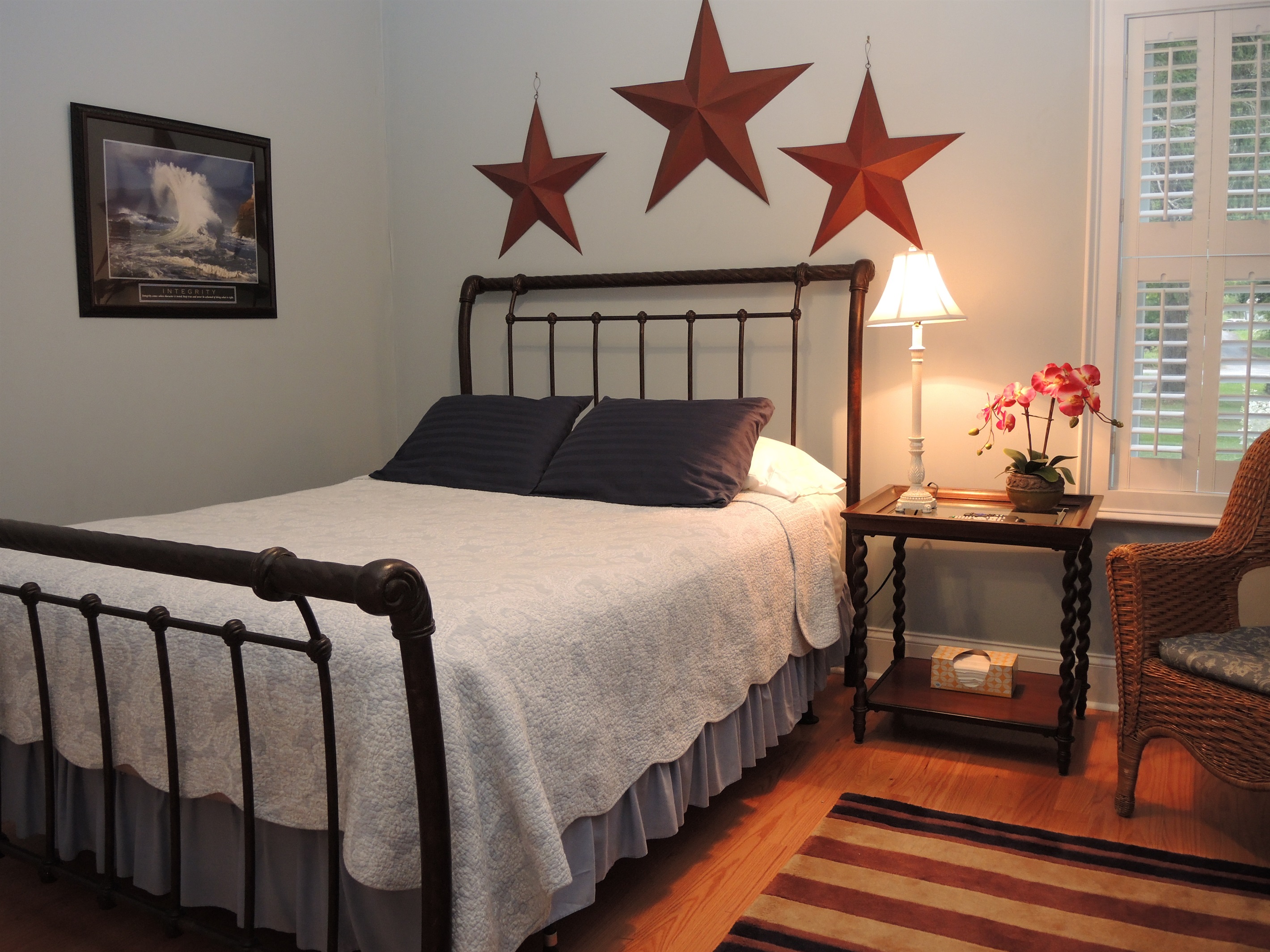 First floor queen bedroom