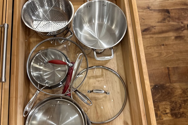 Fully stocked with high-quality cookware, baking sheets, and enough silverware for the whole family—no need to bring your own!