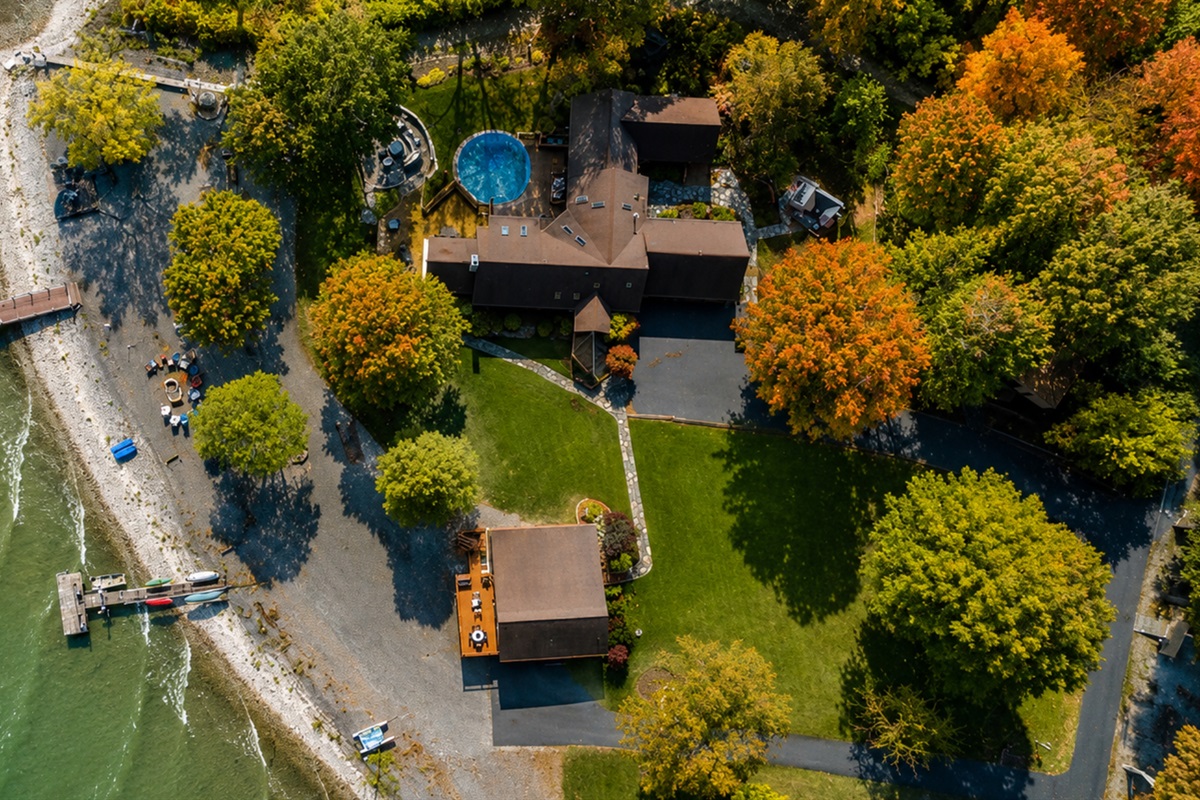 Perfectly positioned lakeside property with dock access and space for family adventures. Enjoy the Finger Lakes right from your doorstep.