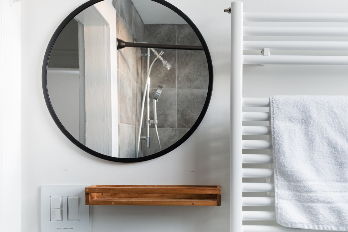 The heated towel rack in the bathroom