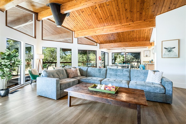 Spacious living area with room for all