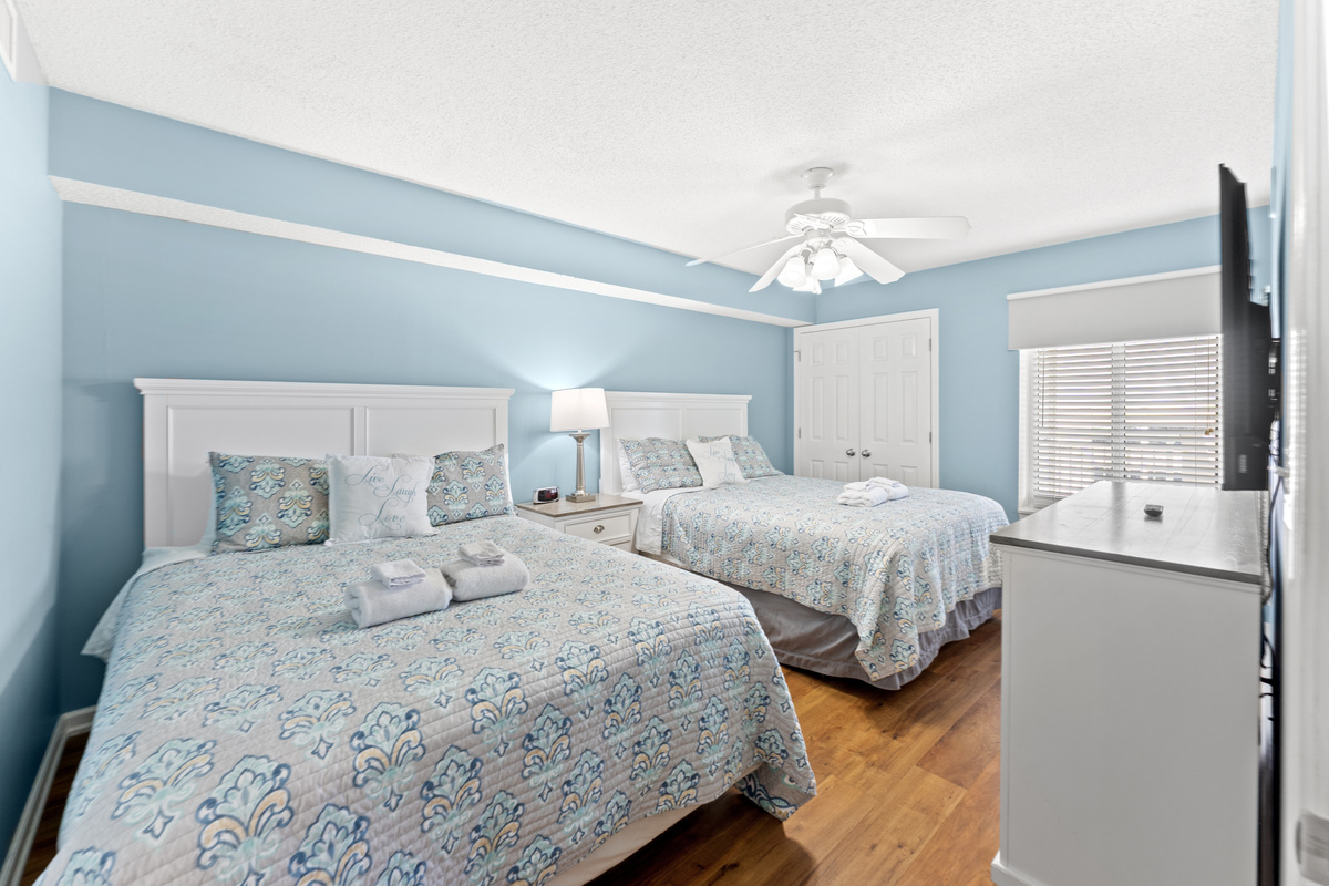 2nd Bedroom with 2 Queen beds and shared bathroom