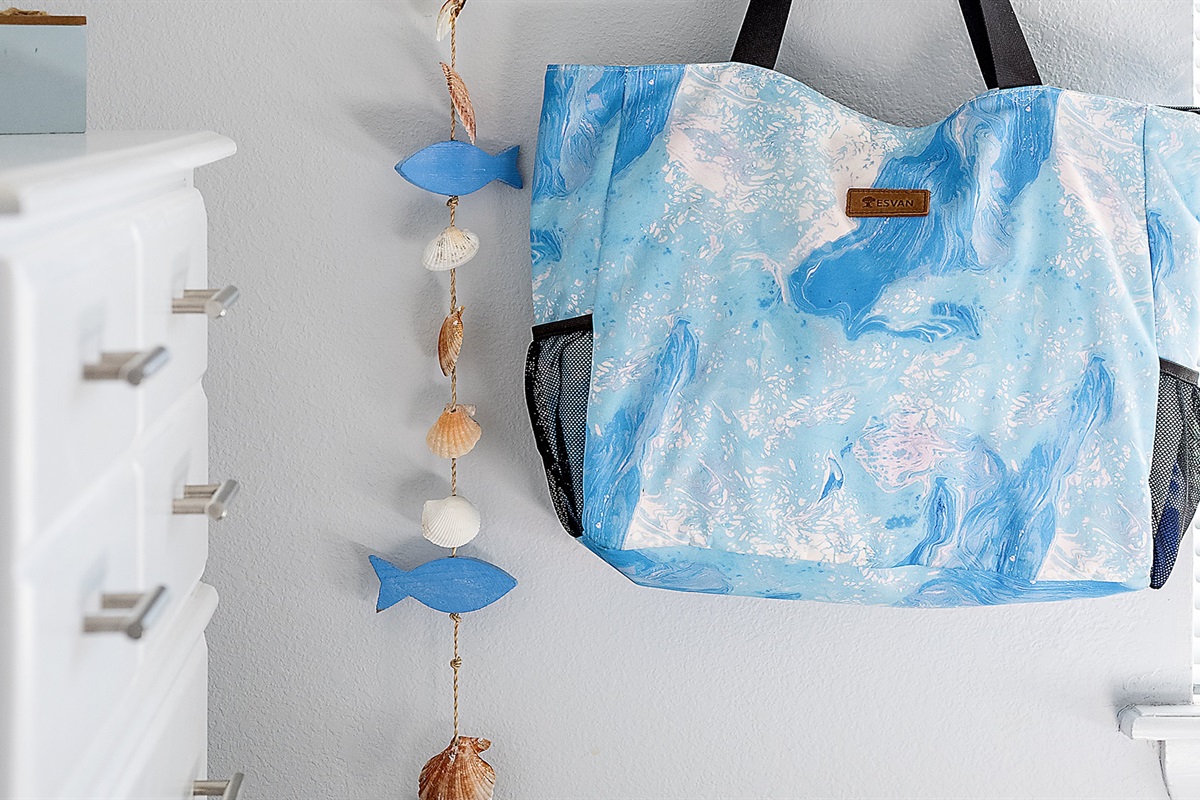 conveniently hang your towels and beach bags.