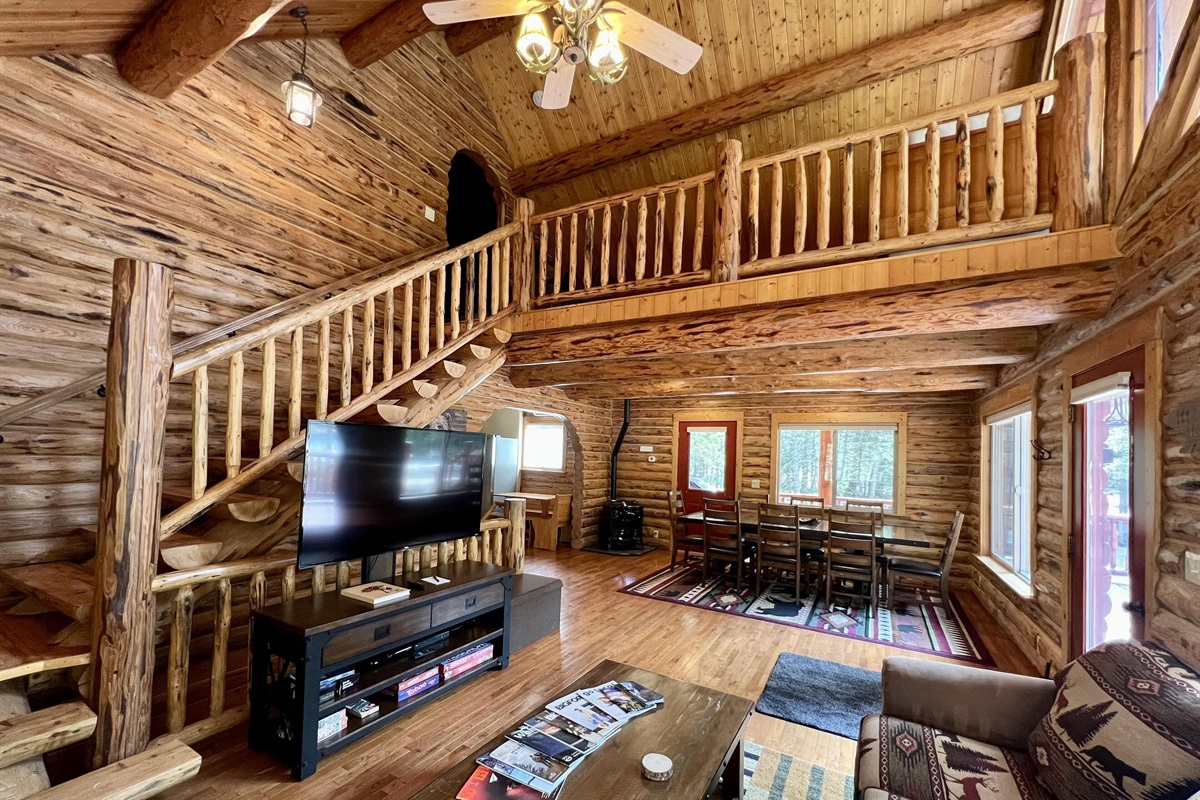 Main level family room with smart TV and Netflix
