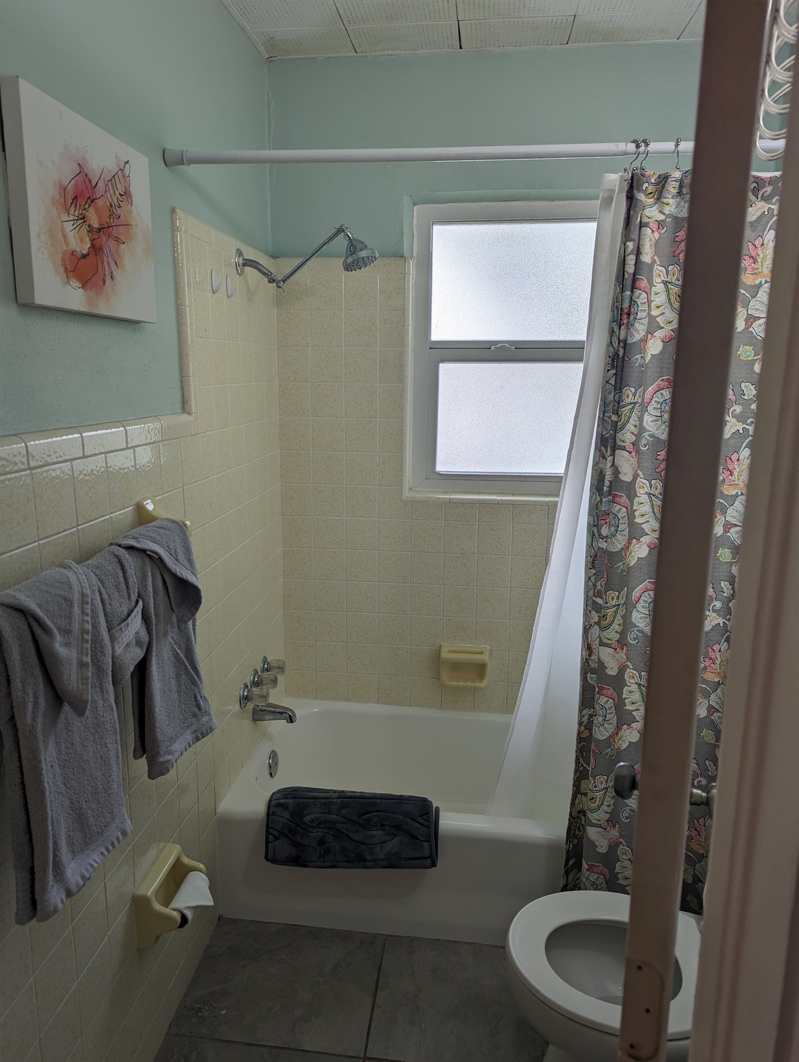 Bathroom (Apartment)