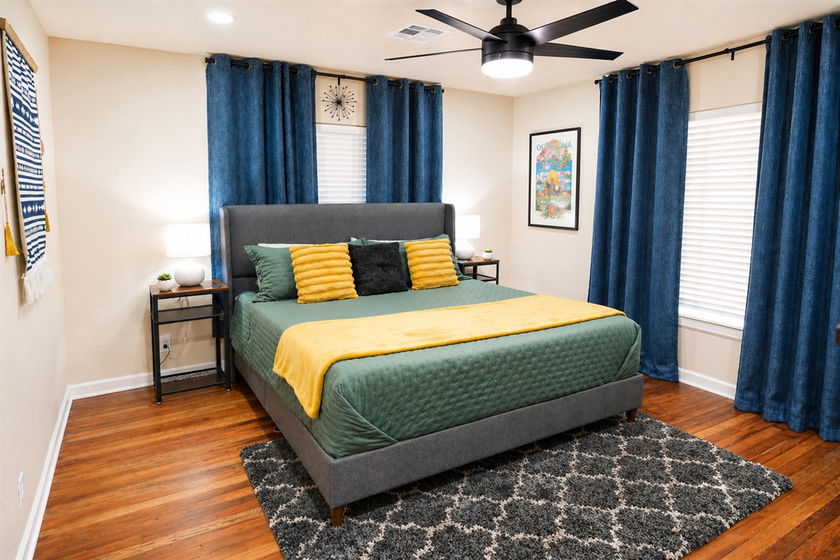 Bedroom 1 - King Bed