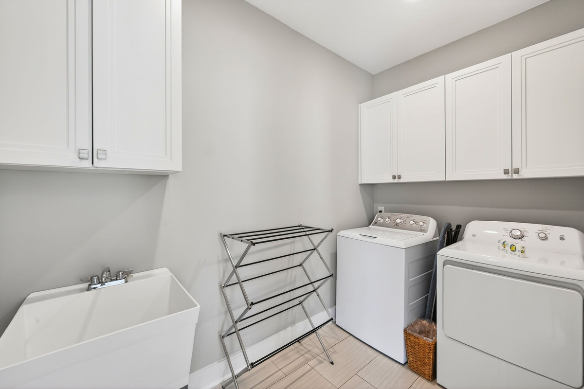 Laundry Room | Driftwood Dreams | 105 Forest Trail | Isle of Palms, SC | IOP Escapes