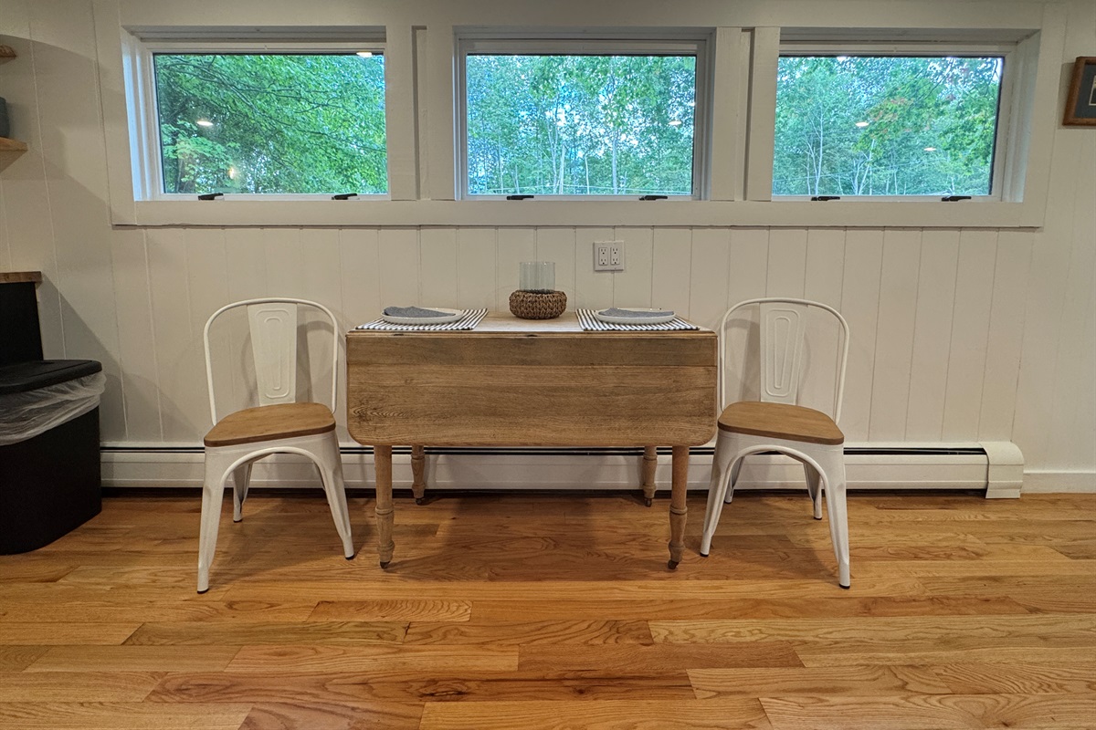 Space conscious drop-leaf table