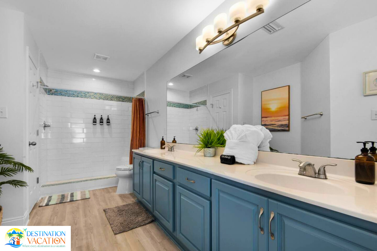Bright finishes create a fresh, relaxing bathroom.
