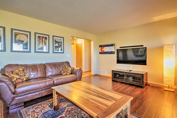 Smart TV and Bluetooth Soundbar