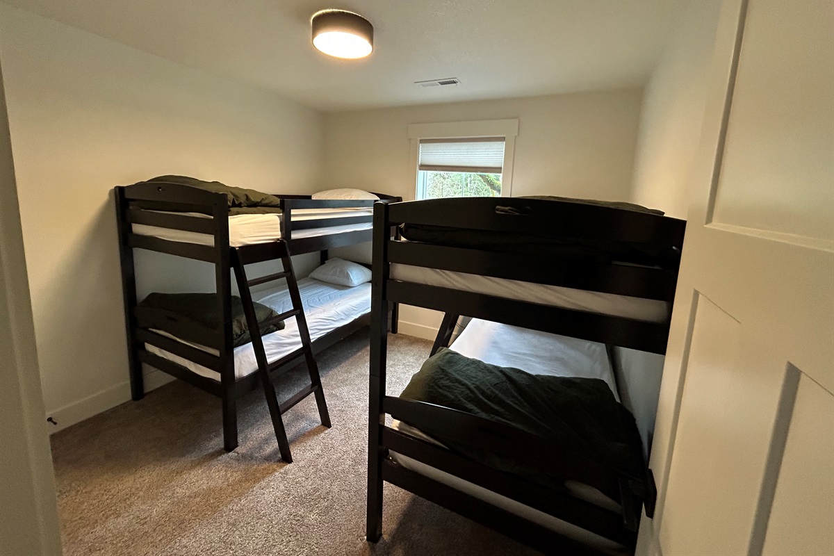 Bunk bedroom