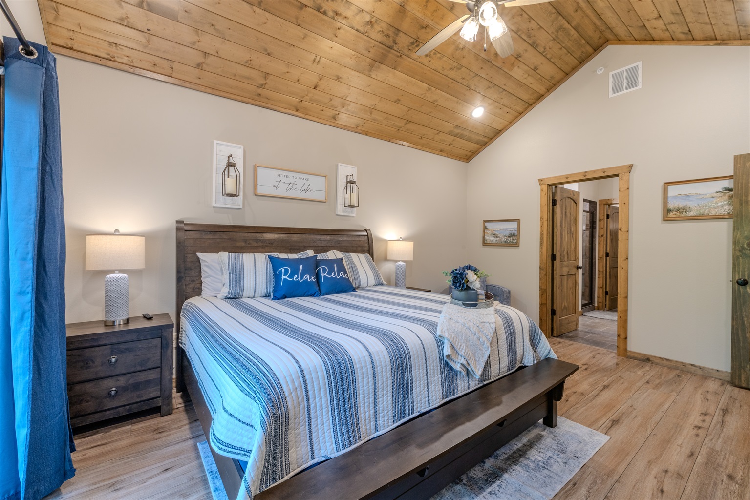 Main level king master bedroomm