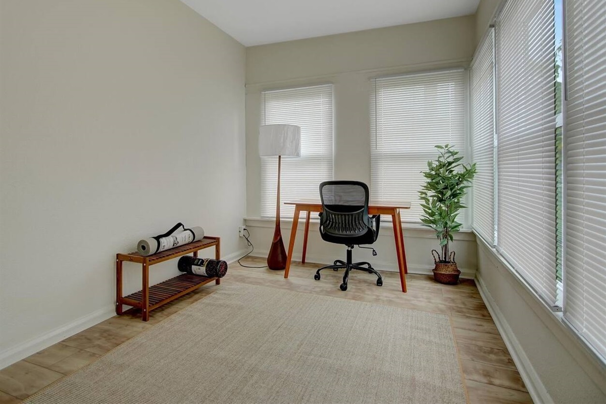 office/workout space