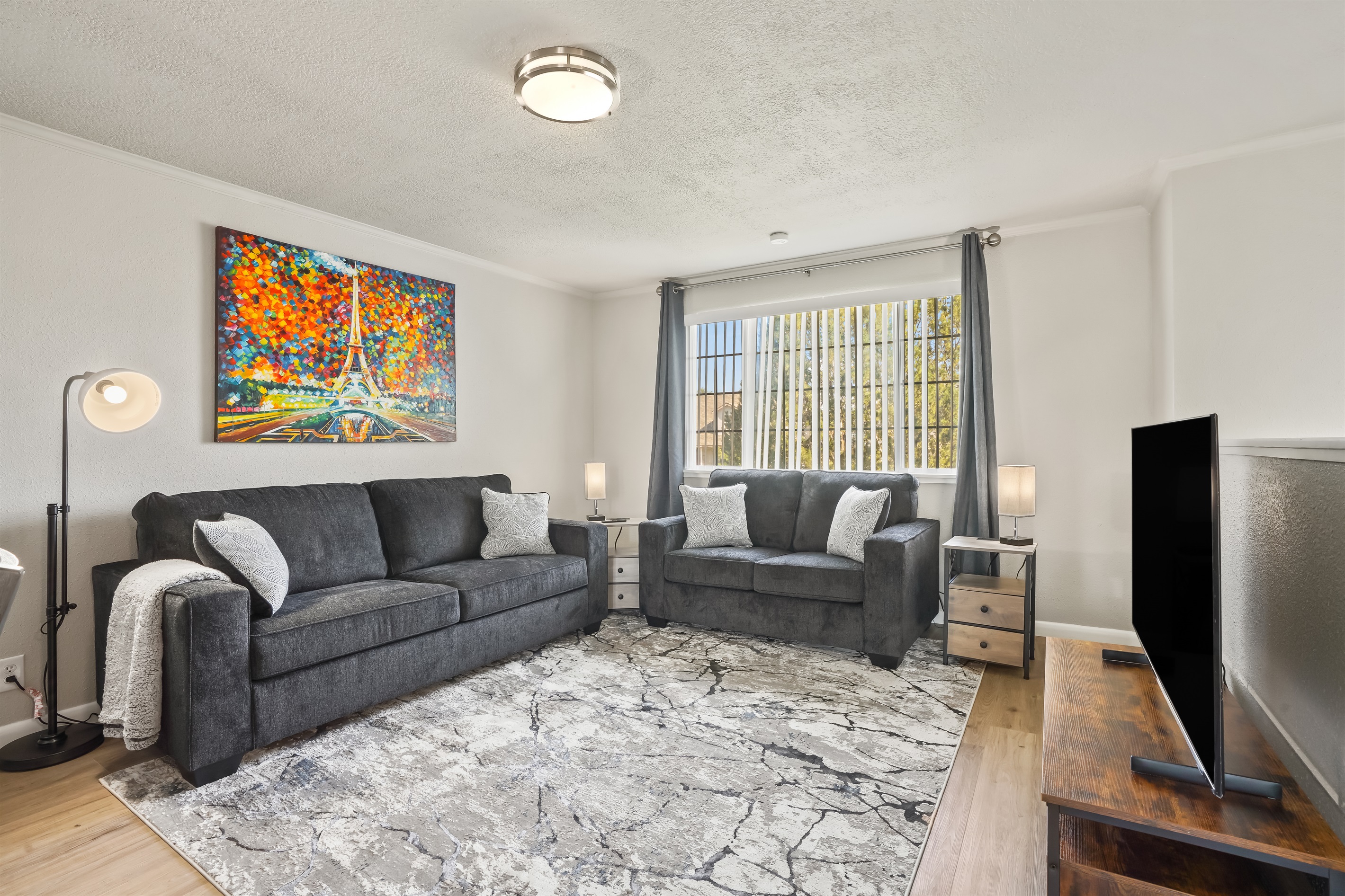 South Boise| Gathering Place Sleeps 16| Large Yard 4