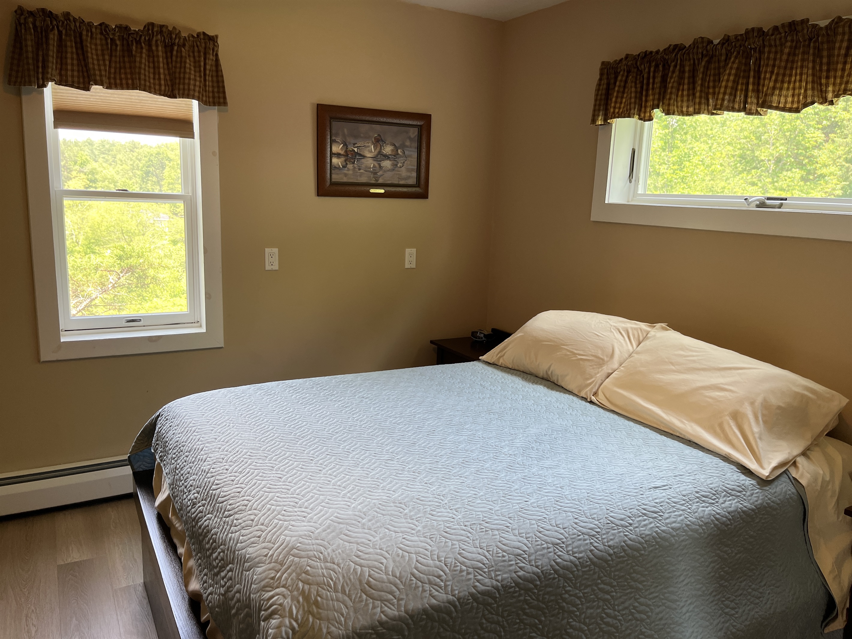 Queen bedroom #2