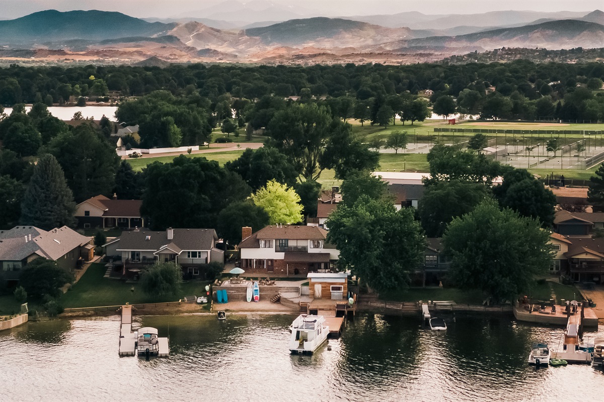Lakeside living, beautifully captured from above.