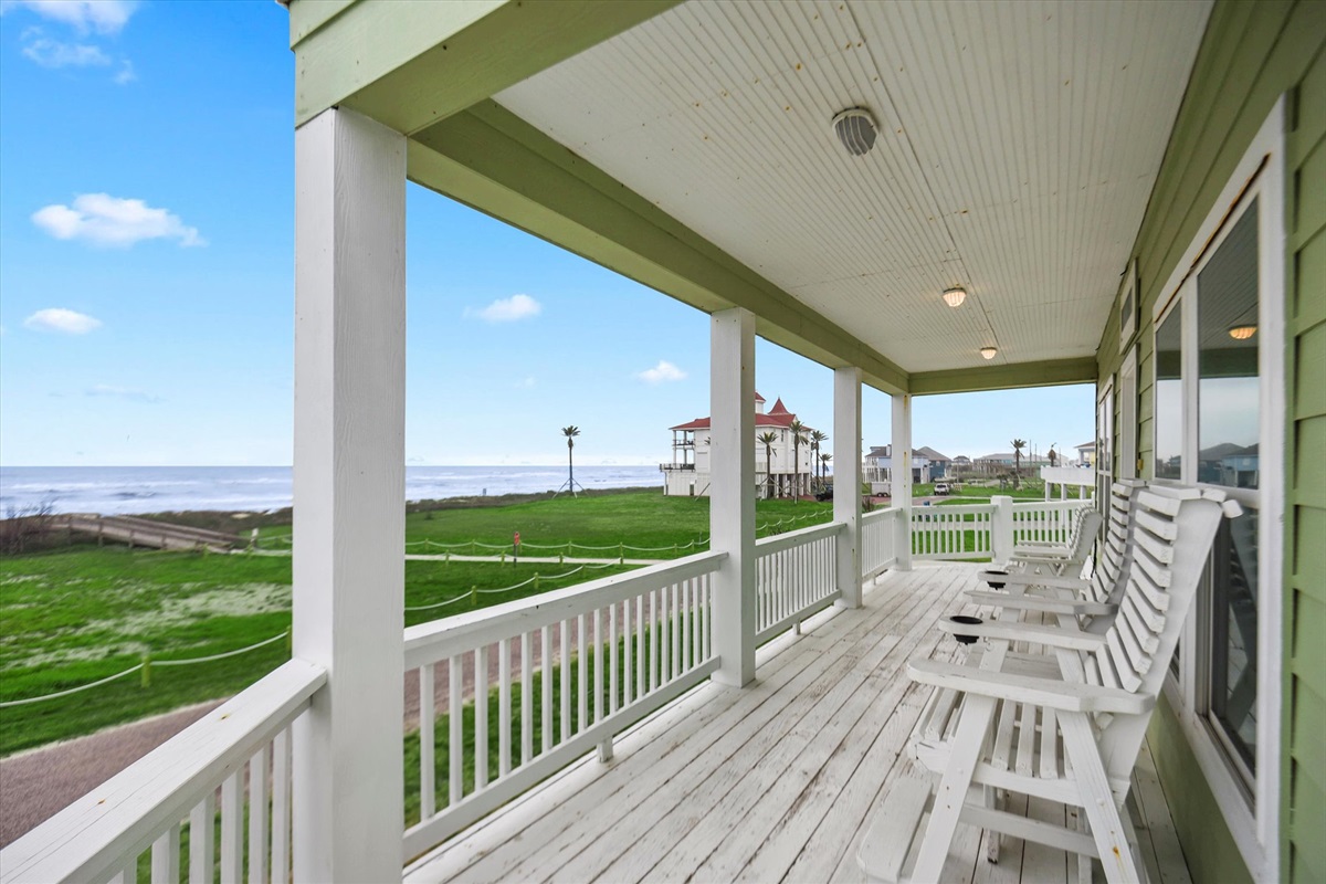 e5a2abd881334151b9f0d7e33c4a9ea9 Large | Beachhouse | Texas | TX | Vacation Homes | Galveston | Crystal Beach | Kokomo | Breezy Days | Beachfront Elegance | Sunrise Serenity | Southern Sands Property Management, LLC