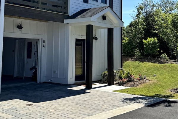 Shade and privacy!Inside garage:Beach chairs (4) Beach umbrellas (4) Foldable plastic matBeach towels Two parking spaces for unit: One inside the garageOne in the driveway