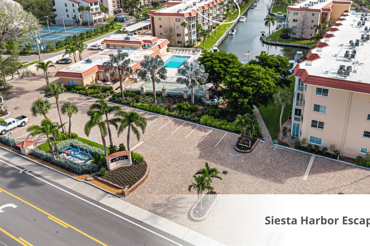 Entrance to Siesta Harbor