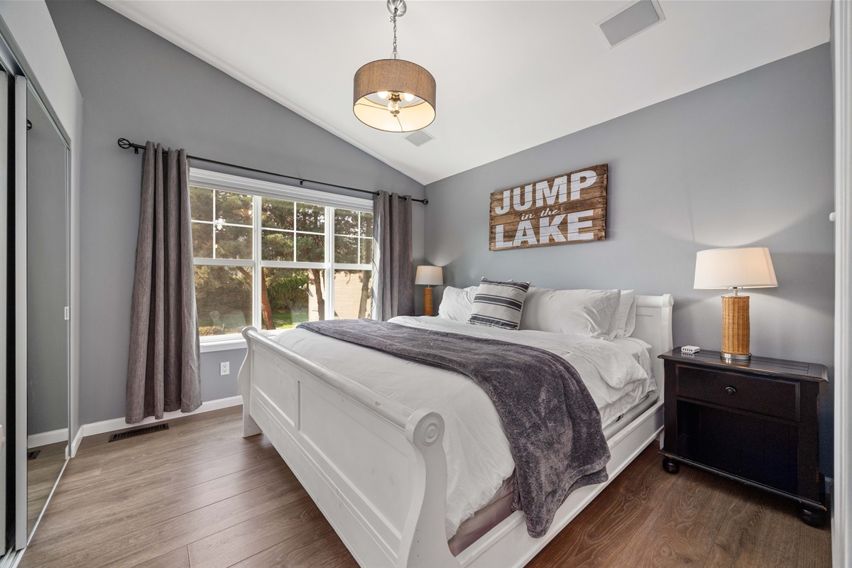 Upstairs Master Bedroom with King Size Bed