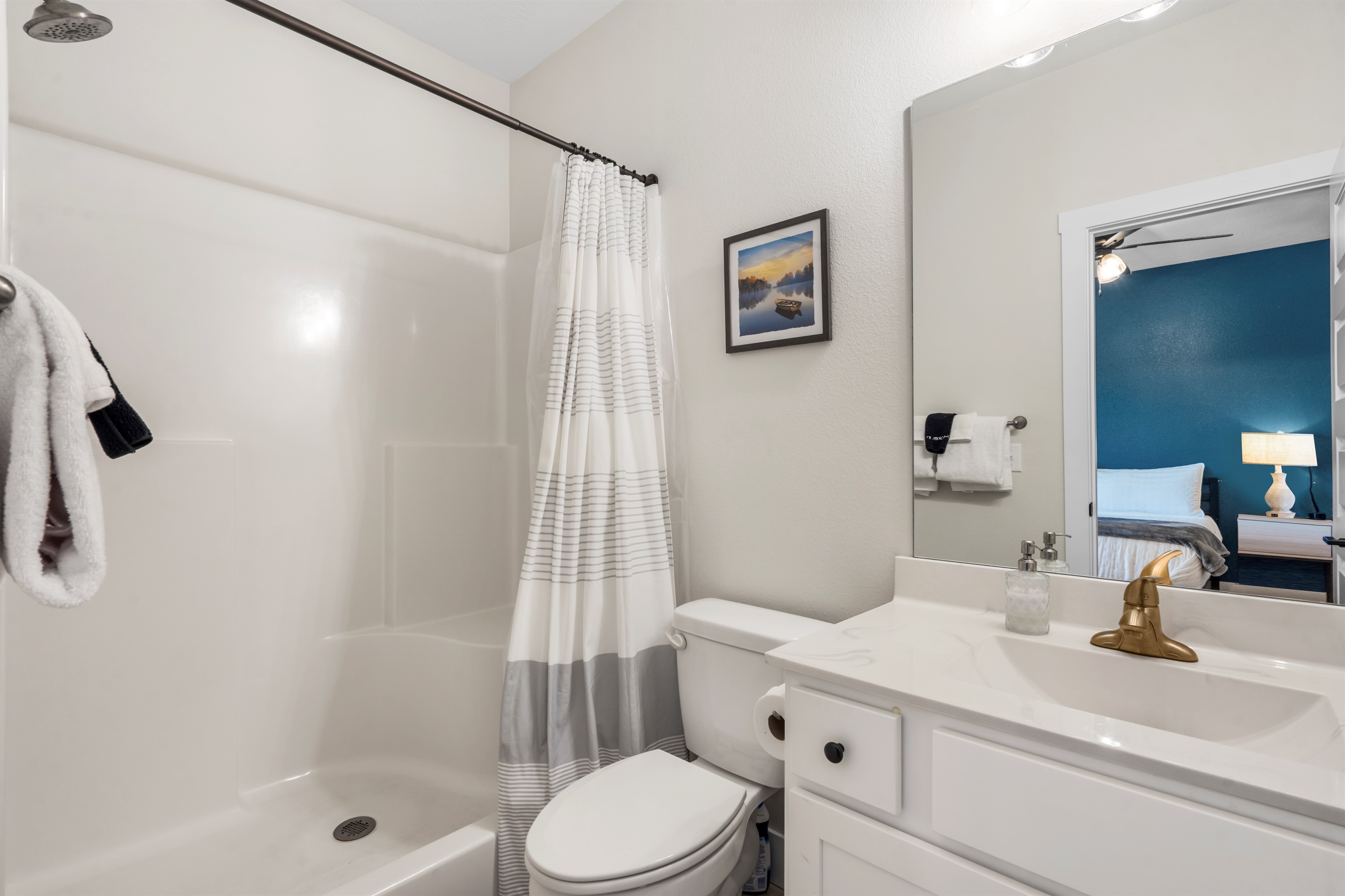 King 3- Lower Level Bath