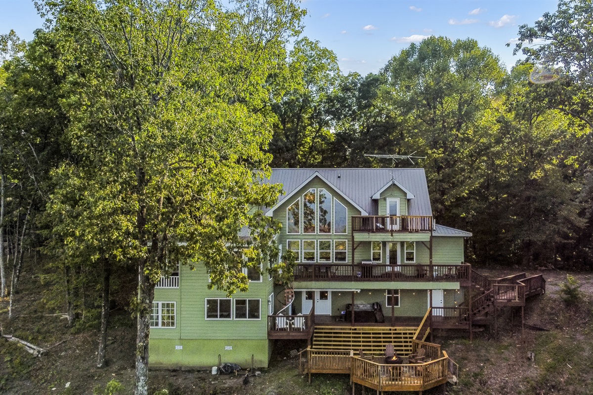 Aerial view from the rear 