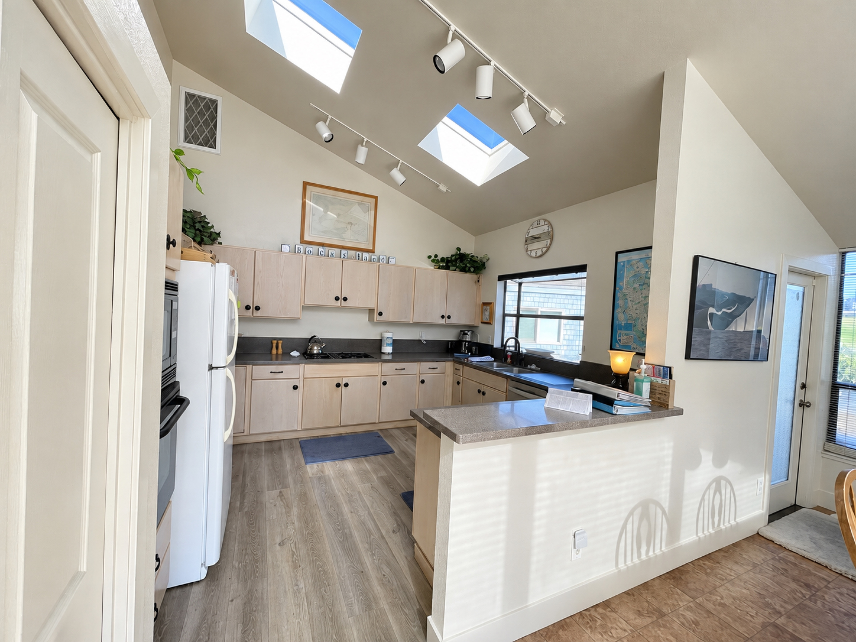 Kitchen area