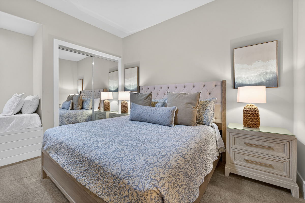Second King Bedroom with twin day bed