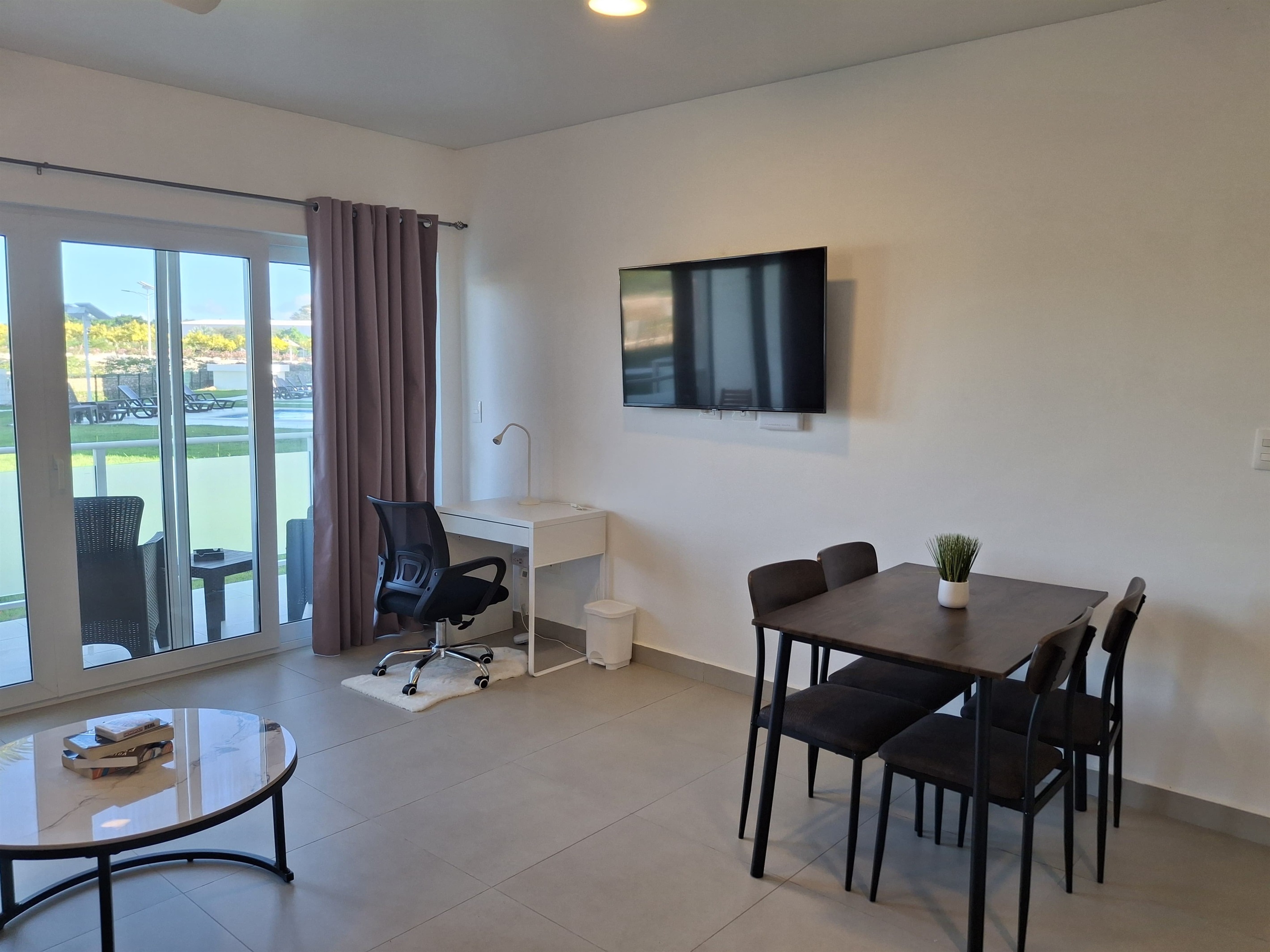 Dining and work area