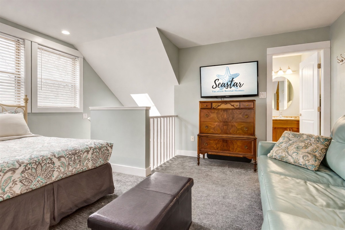 Smart TV in both bedrooms