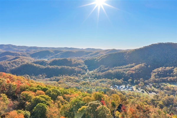 Real Pic: Fall @ WishYouWereHere7Devils is what Leaf Peeping dreams are made of! These October 2025 photos & videos were incredible!