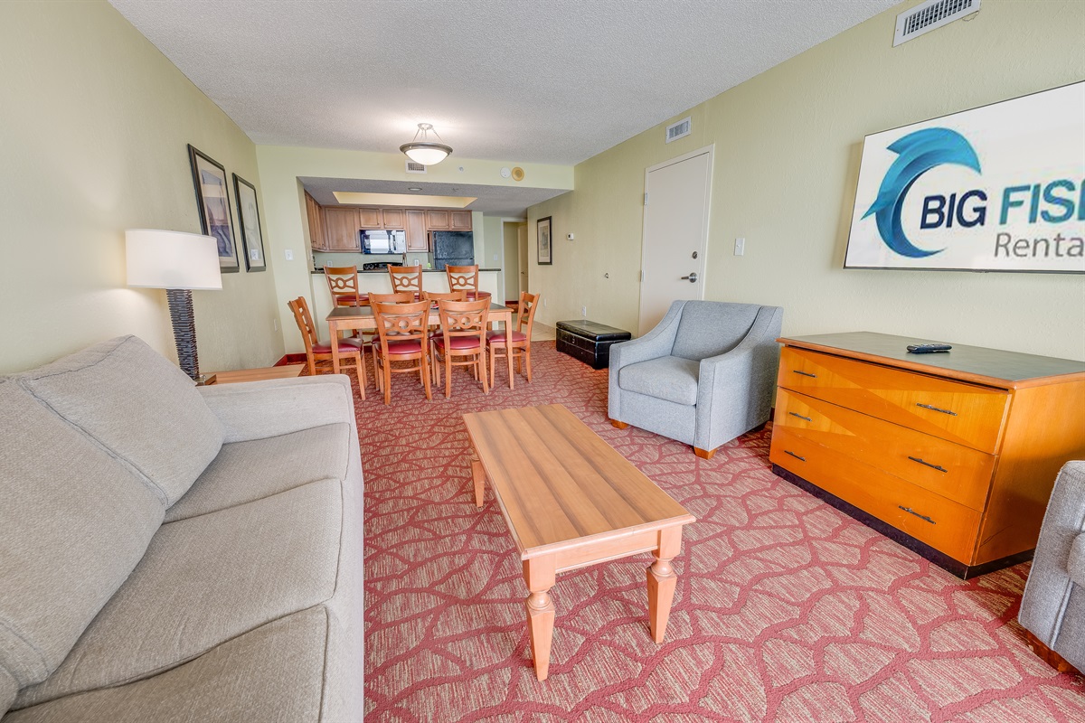 Amazing Living Room with Stunning Views🌊☀️