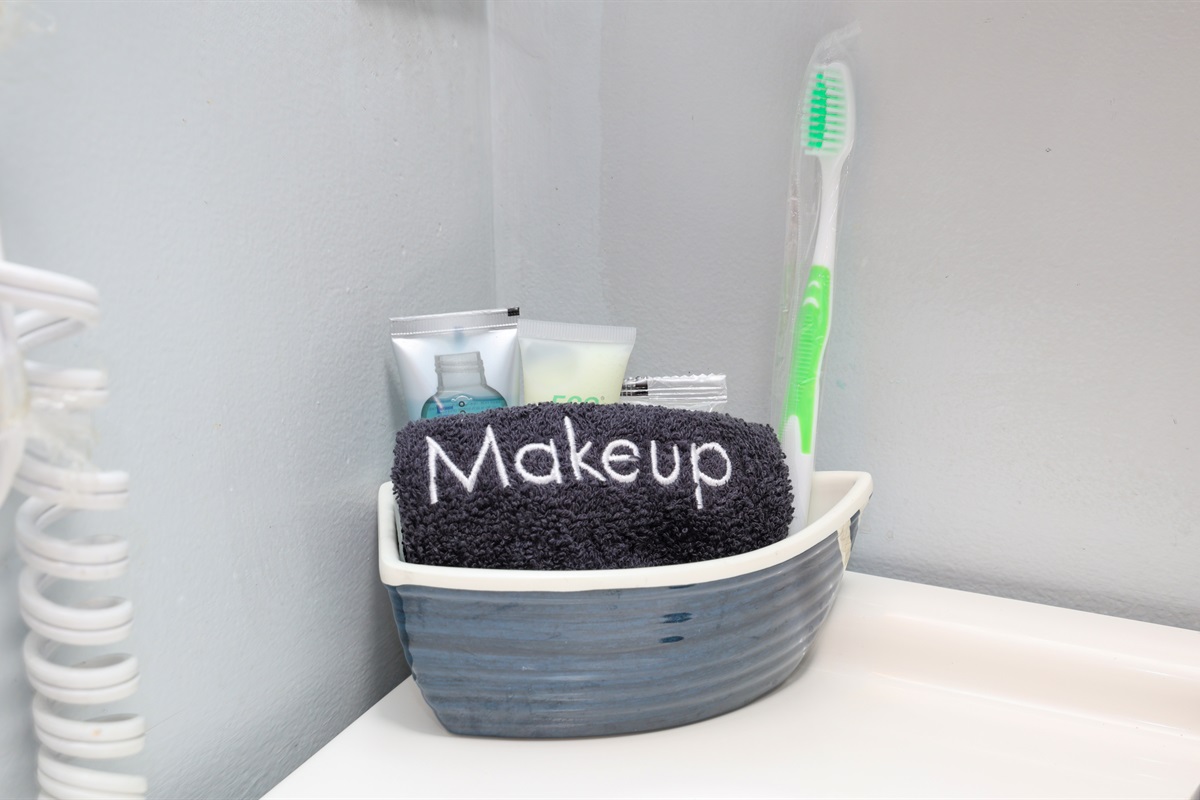 Bathroom amenities