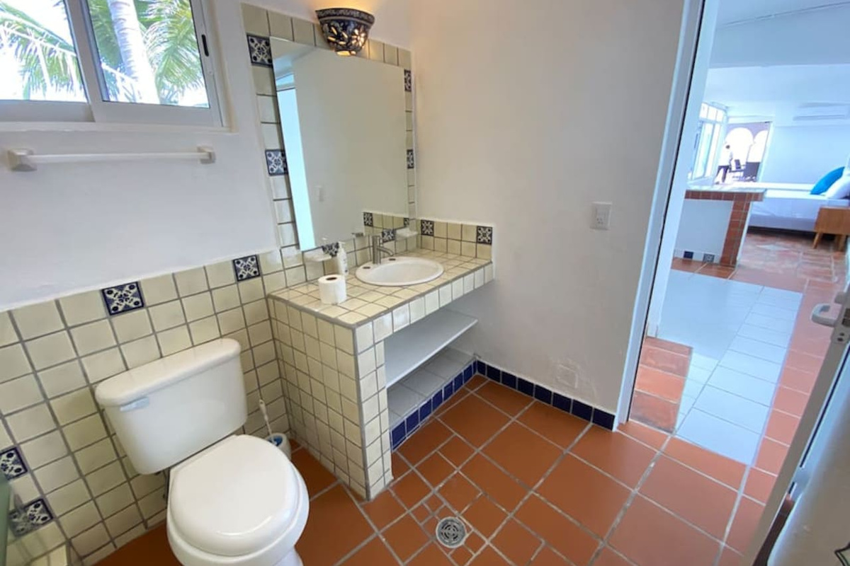 Bathroom in additional studio/room 