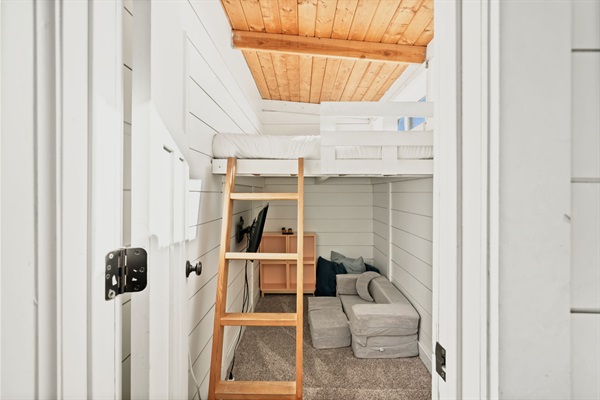 Queen size bed in the “Crows Nest” has one of the best views in the house and features kids play area