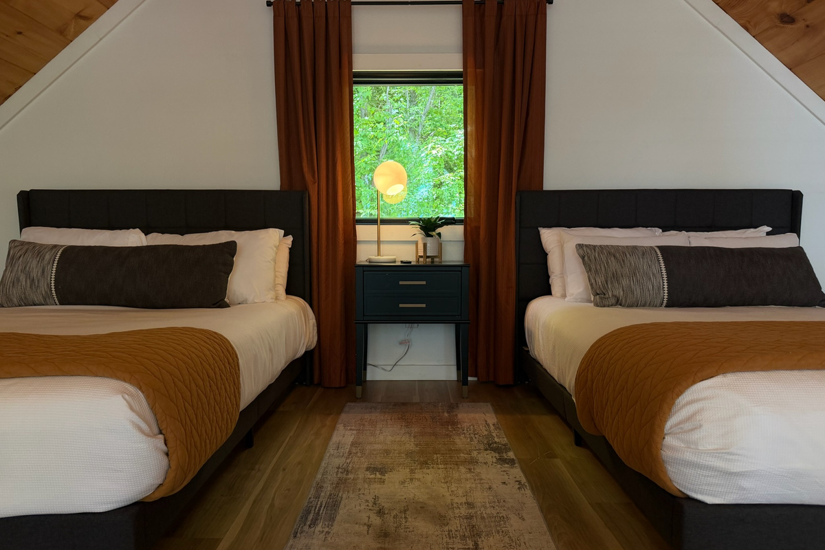 Queen Loft
