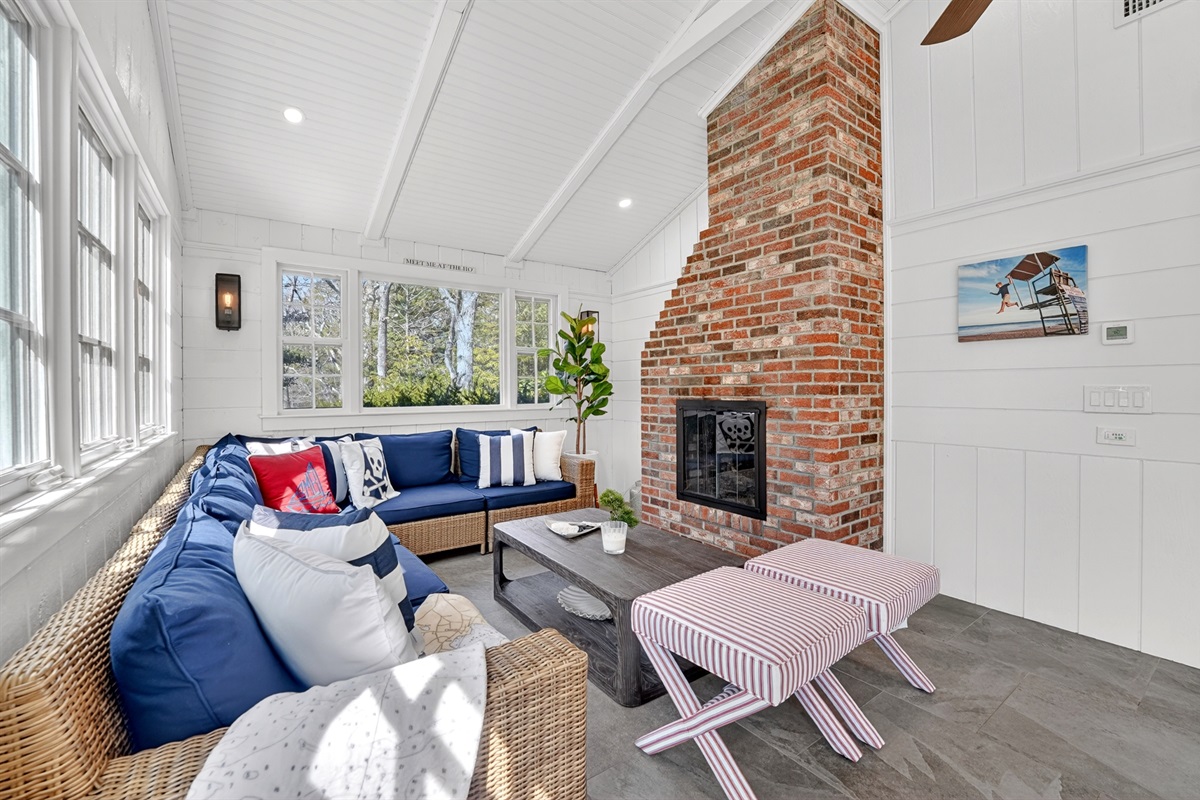 Enjoy this extension of our living area! Additional place to hang out!