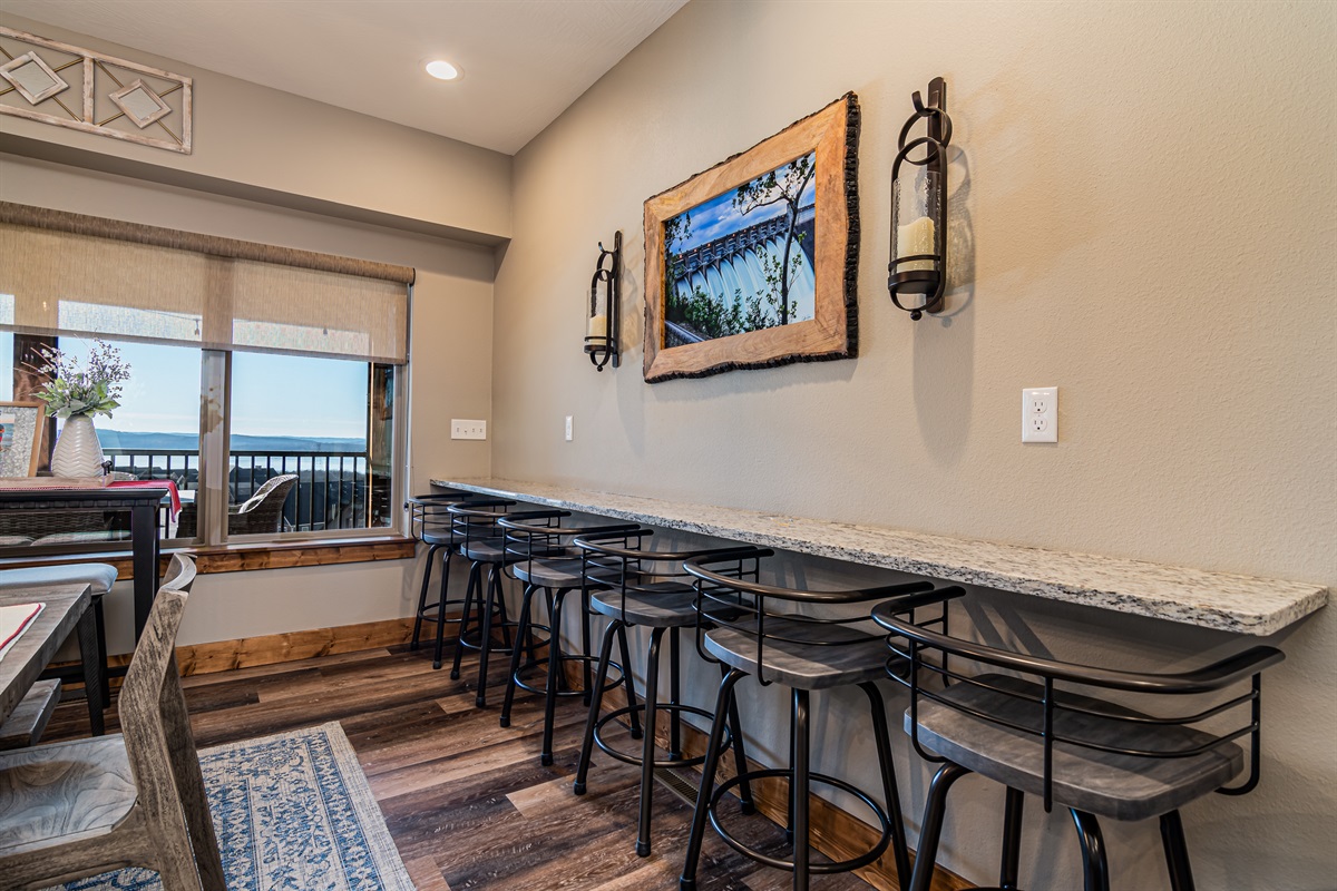 Additional seating next to the dining room table!