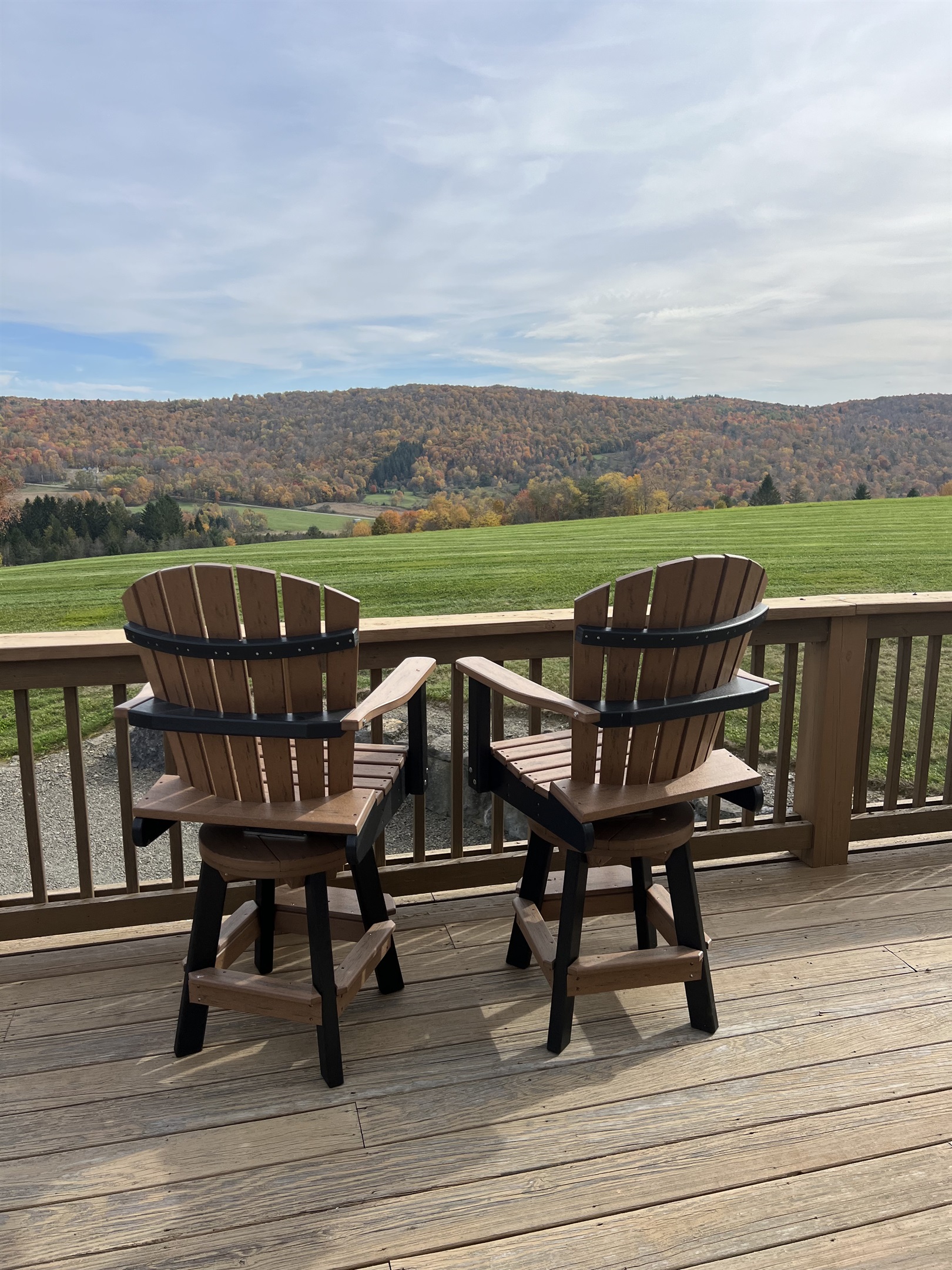 Seasons change, still pretty in the fall!