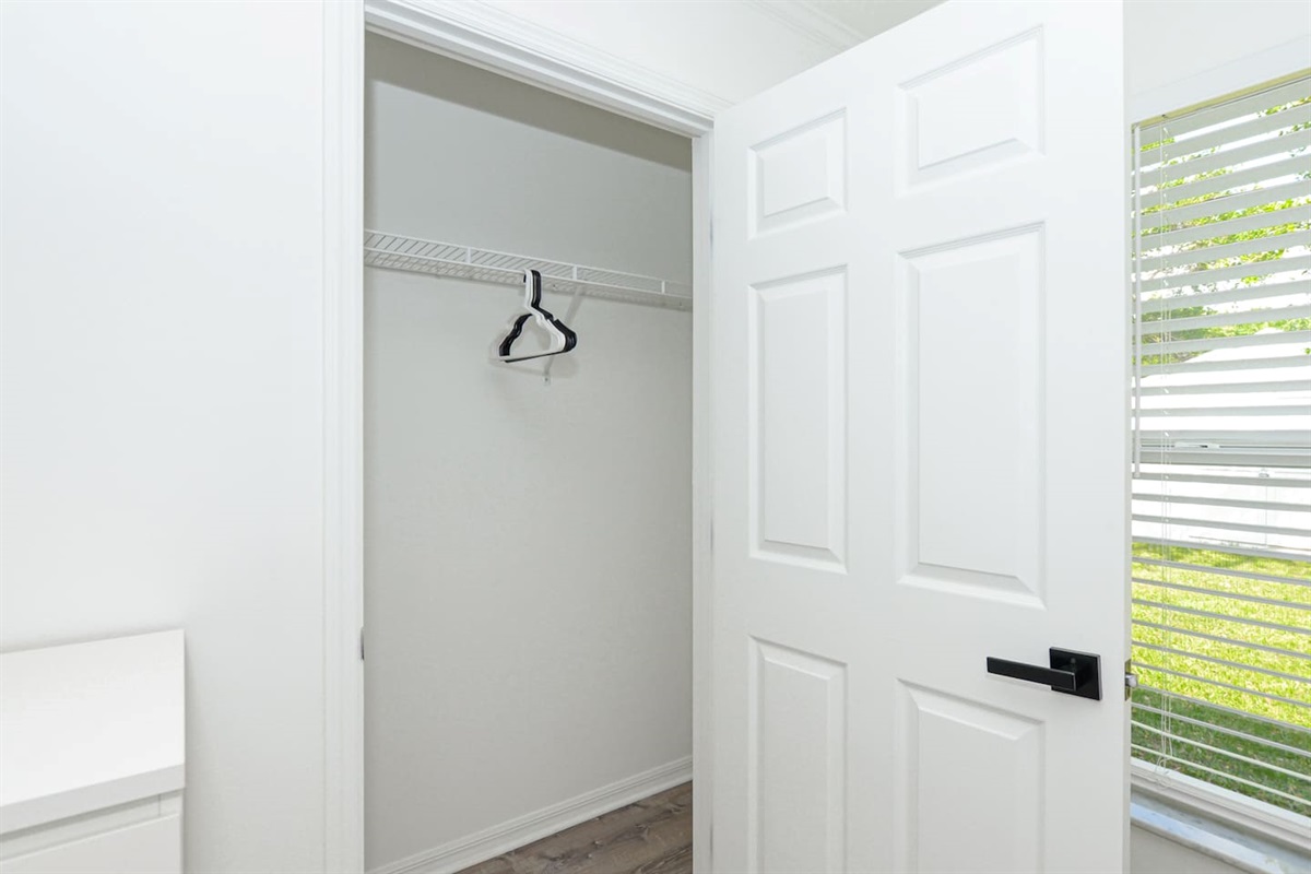 Dresser Closet