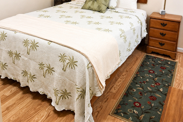 Master with Queen bed and flat TV