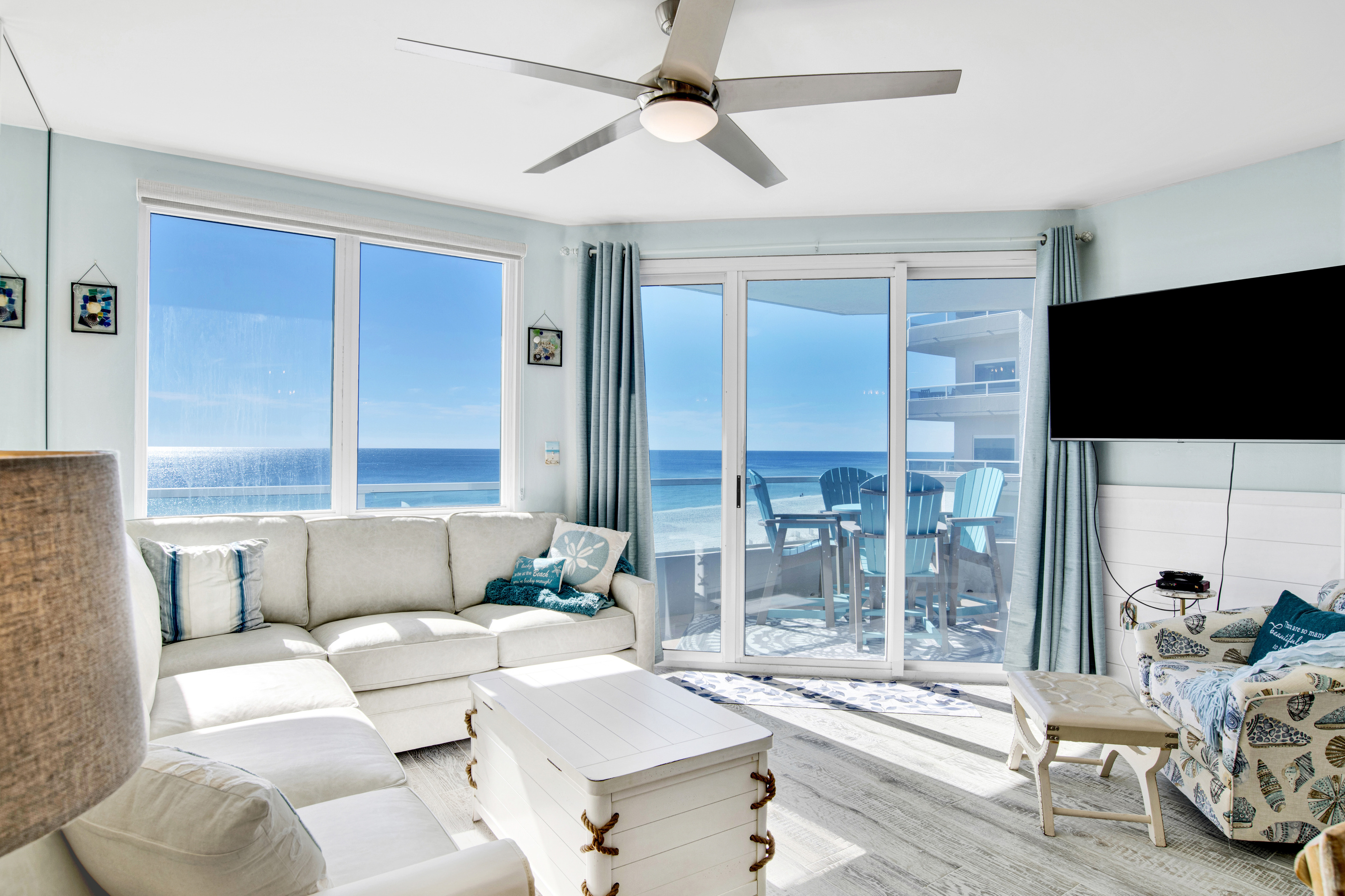 Ocean view from the cheerful and cozy living room