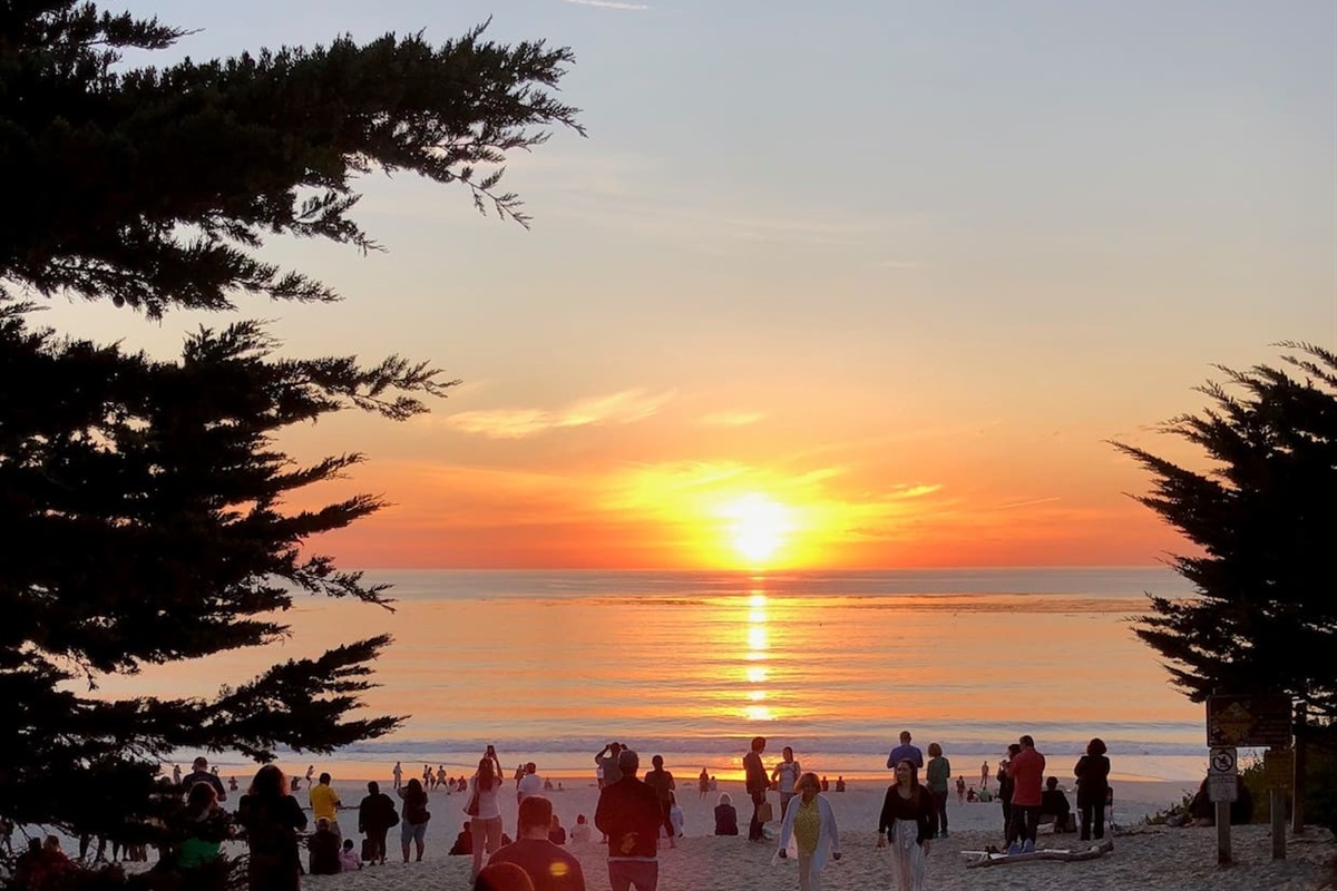 Carmel Beach 20-30 Minutes